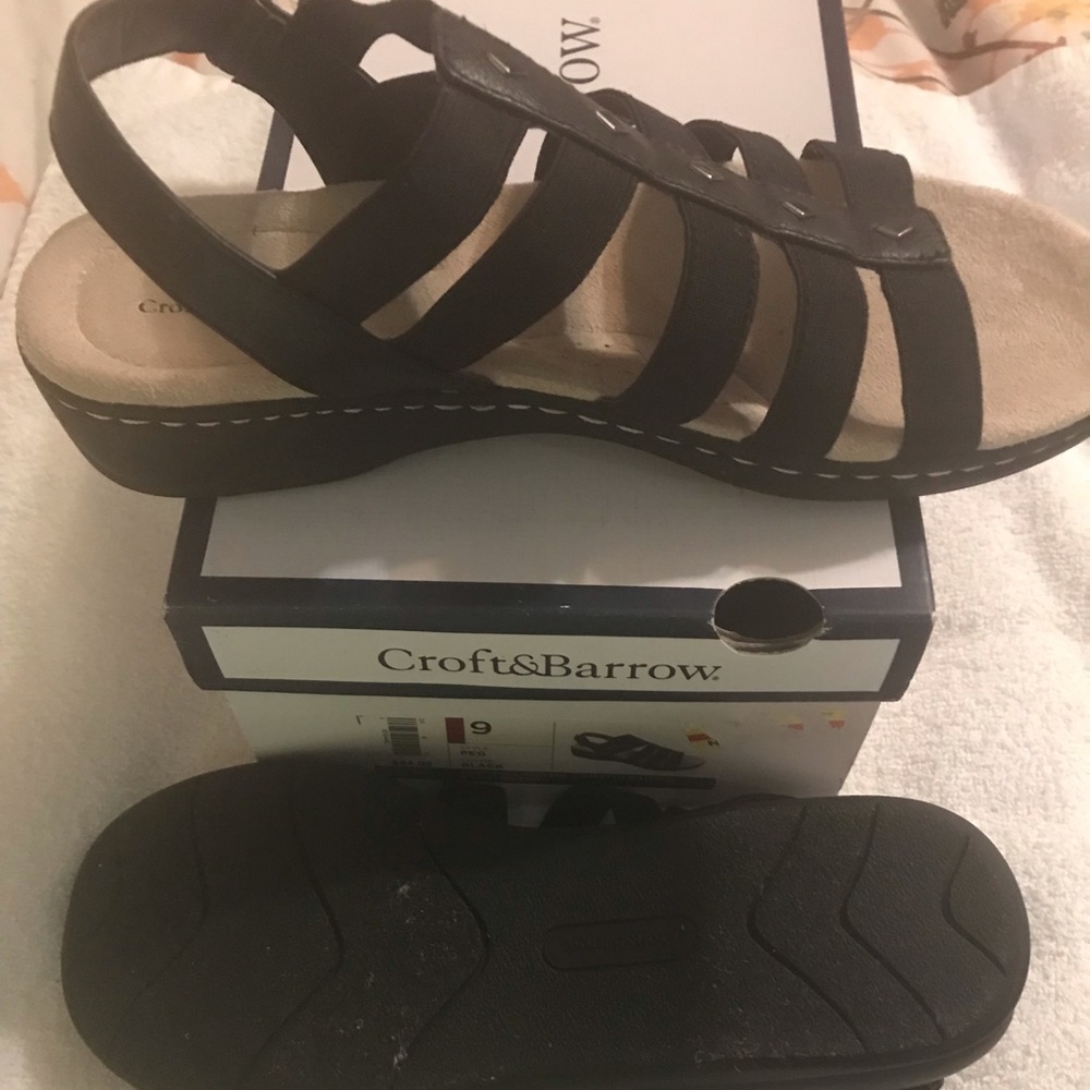 Women sandals